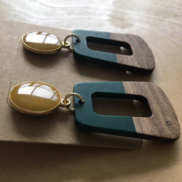 SOLD - Picture 3 of 5